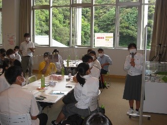 武生東高等学校　Hino・Quest（【2022年度1年生】産官学連携①（施設訪問）として，きいぱす（美浜町エネルギー環境教育体験館）で大学生とフューチャーセッションを行いました。）