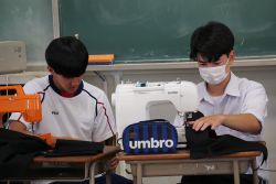 学校祭準備の様子～衣装部門～