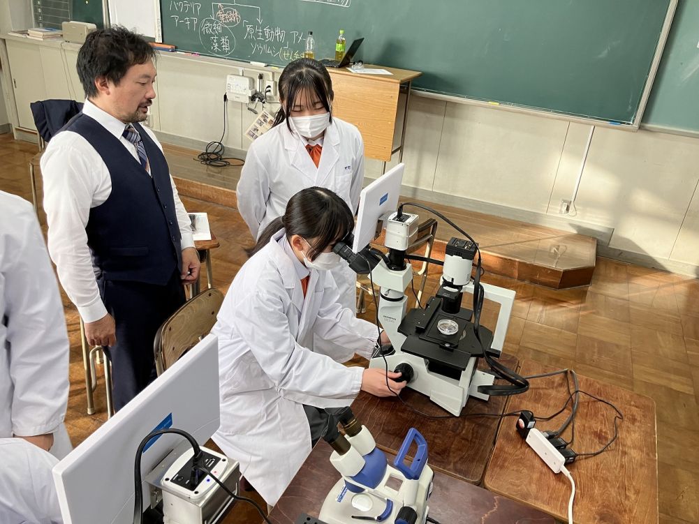 武生東高等学校　Hino・Quest（【2023年度1年生】福井工業大学から教授を招いて，生物系および化学系の実験を行いました。）